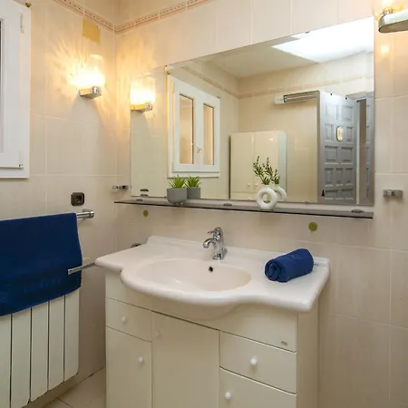 Ker Solea By Interhome Tatil Evi Calp